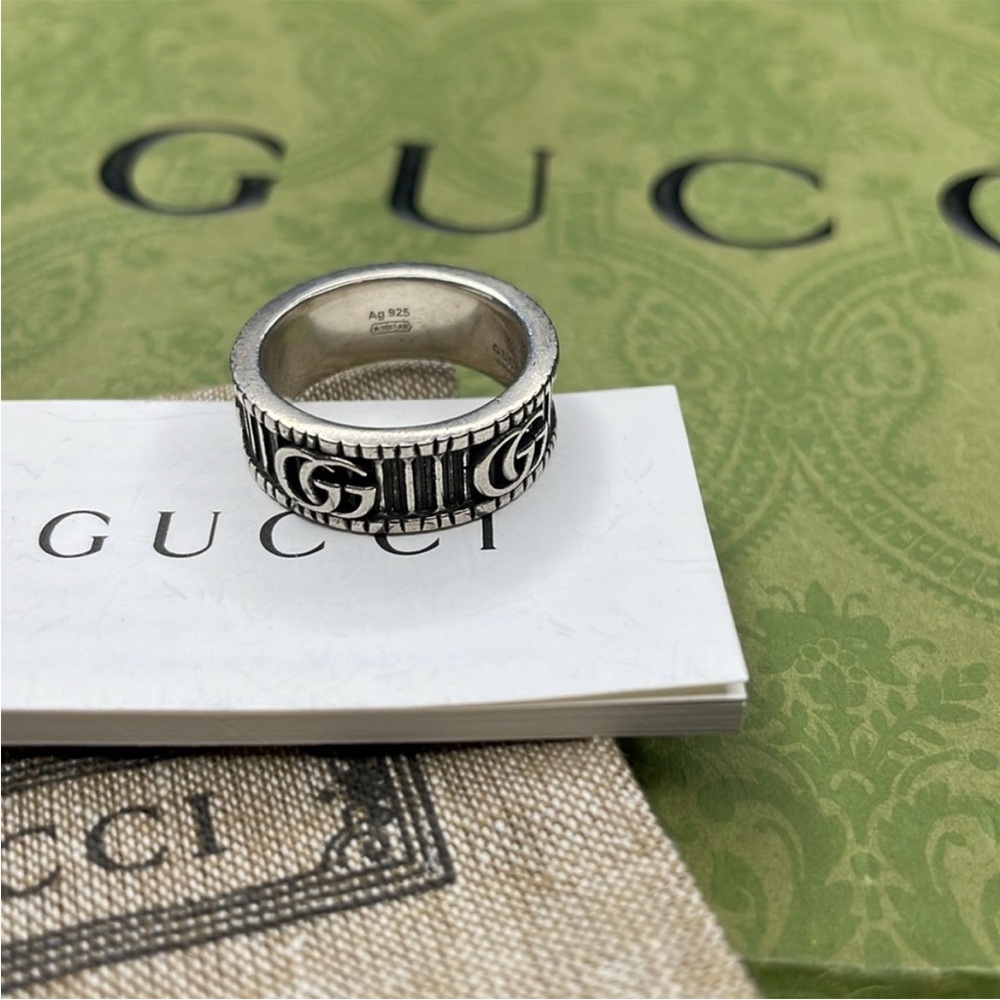 🌟GUCCI RING WITH DOUBLE G IN SILVER - Picture 4 of 9